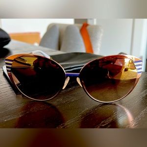 Fendi New sunglasses cat eye